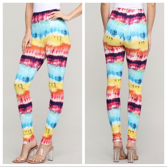 Pants - 🛍NEW! Multicolor Leggings!